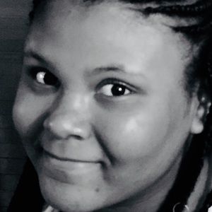 Meet your Posher, Amina